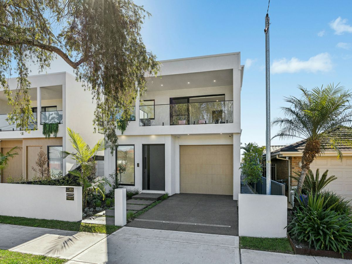20B Selway Avenue, Moorebank - image 1