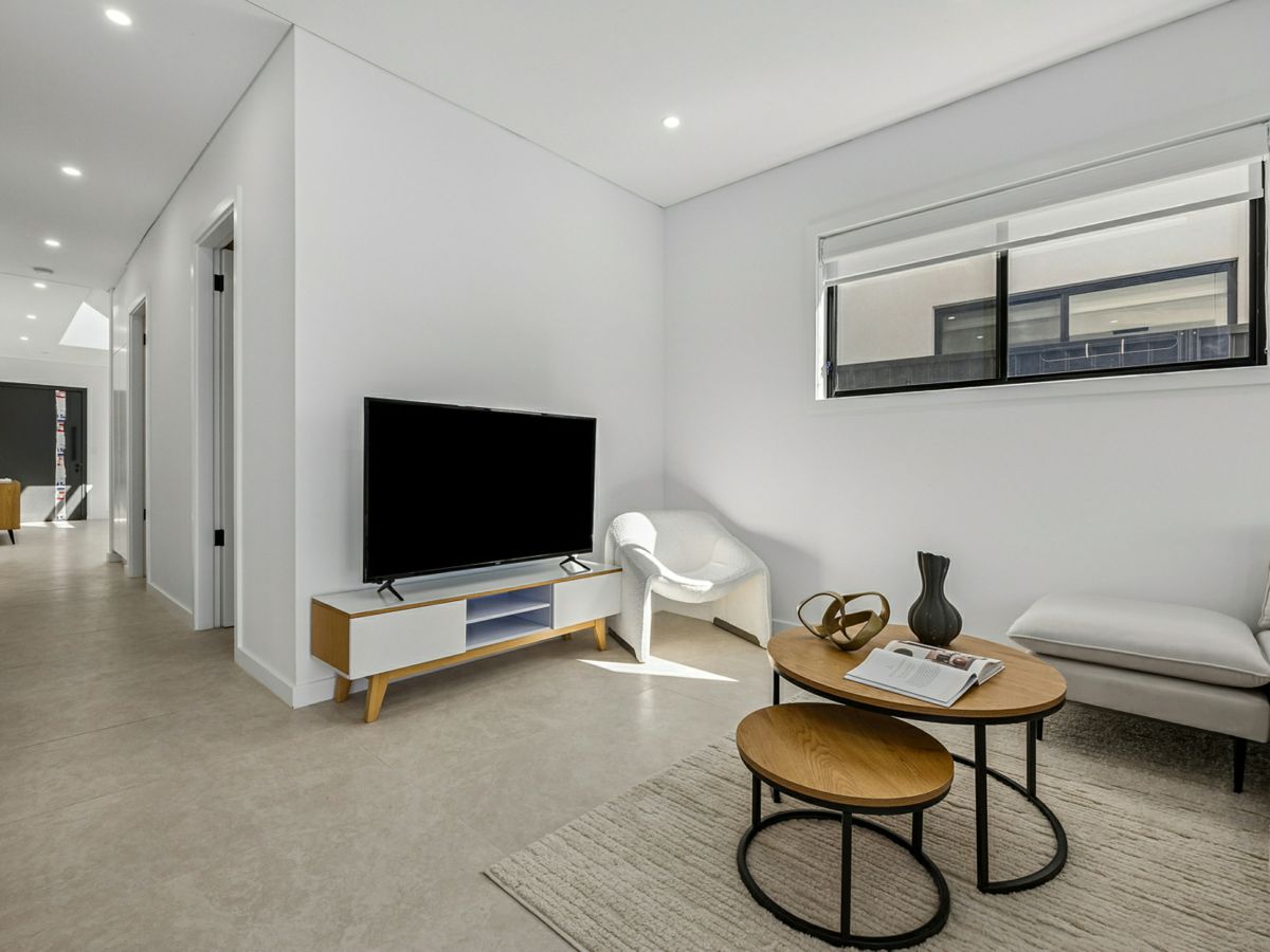 20B Selway Avenue, Moorebank - image 3