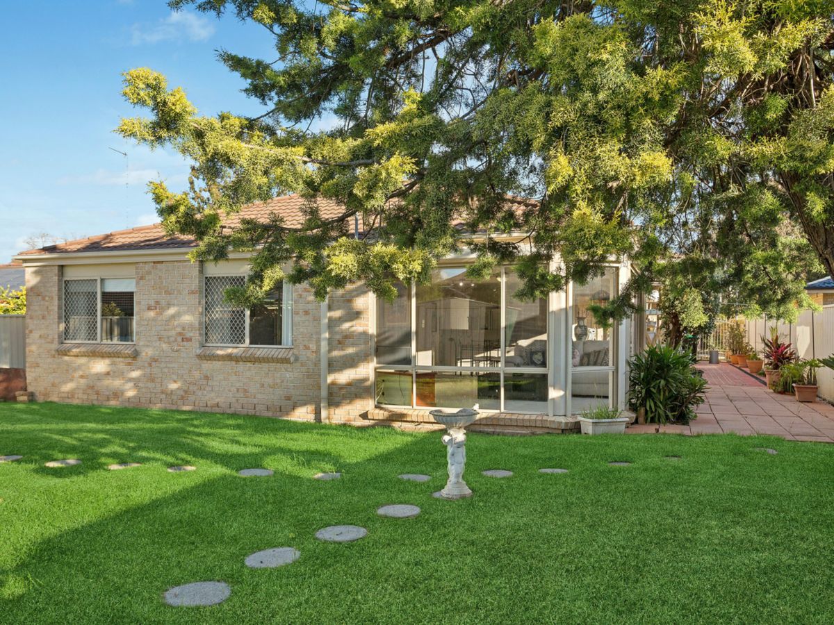 2 Warin Place, Glenmore Park - image 1