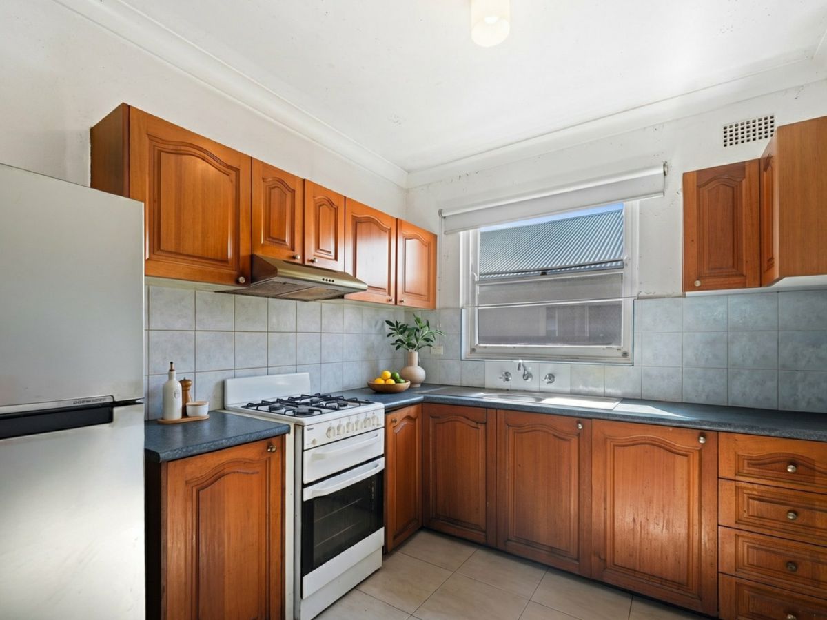 87 Robinson Street South, Wiley Park - image 2