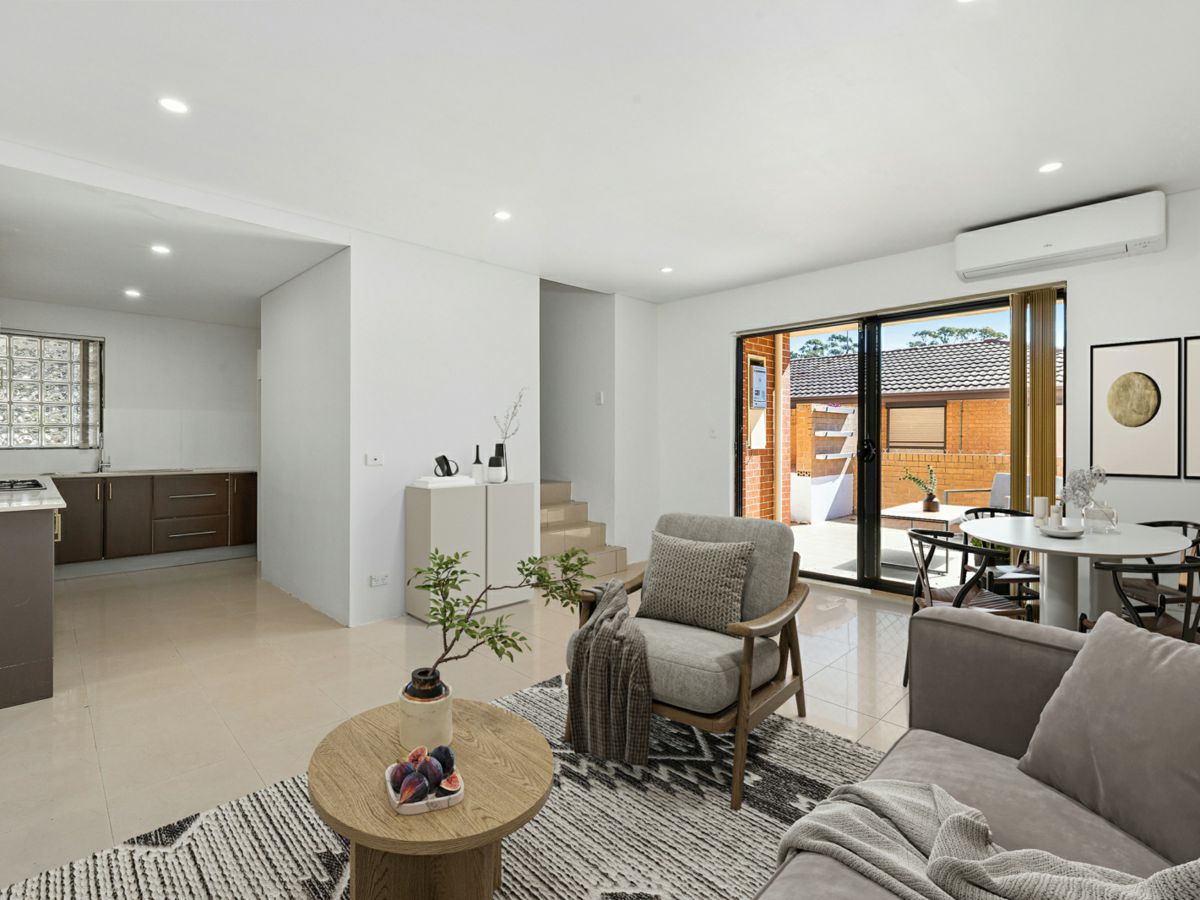 1/31 Myrtle Road, Bankstown - image 2