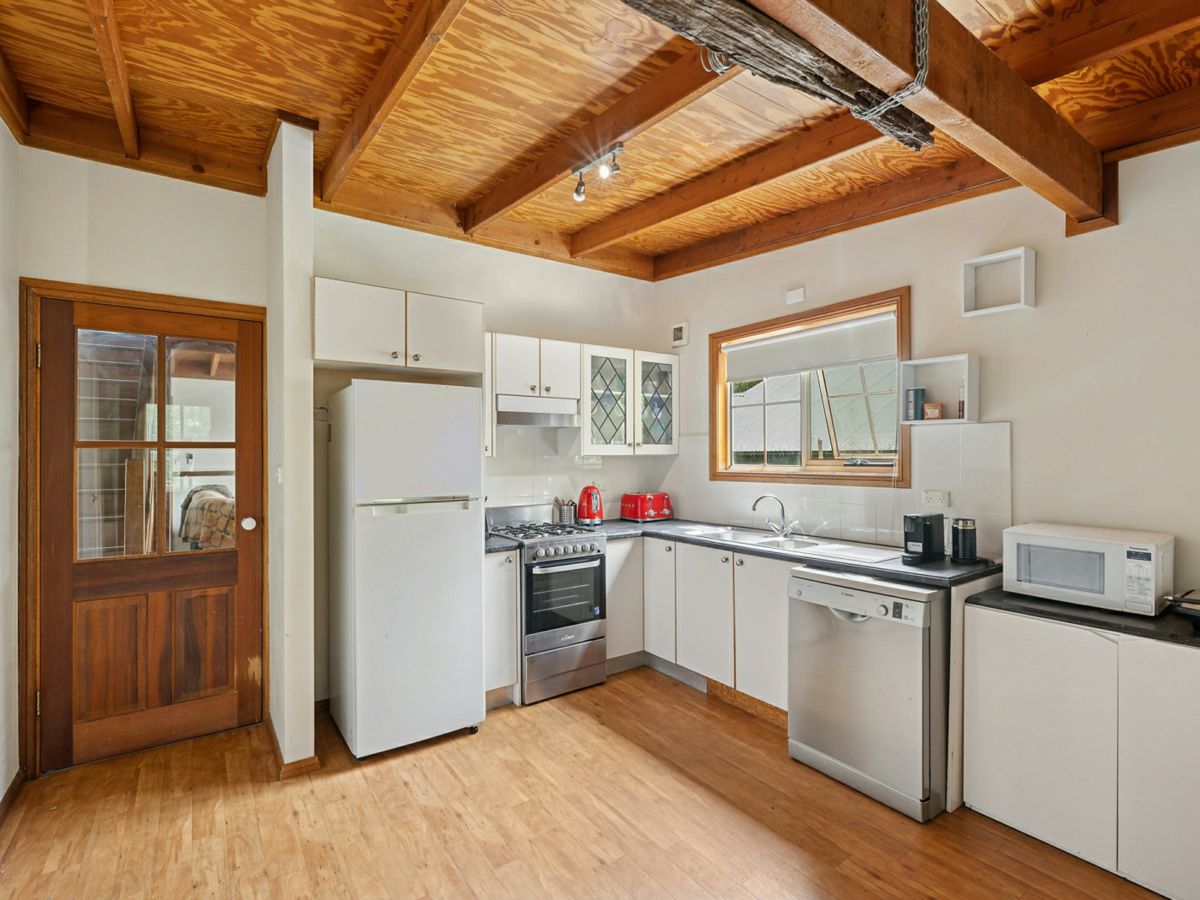 71 Victoria Street, Mount Victoria - image 3
