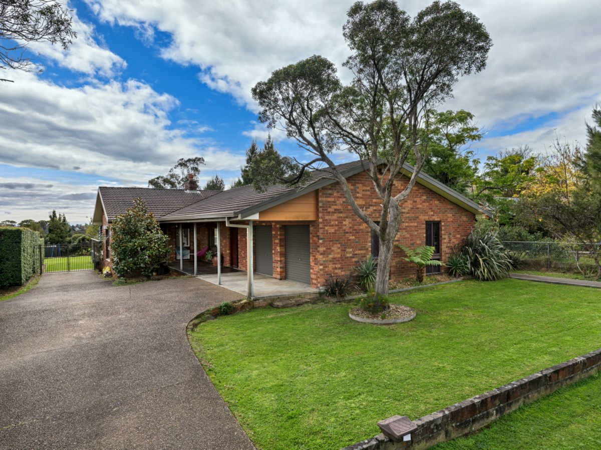 5 Hordern Road, Wentworth Falls - image 1