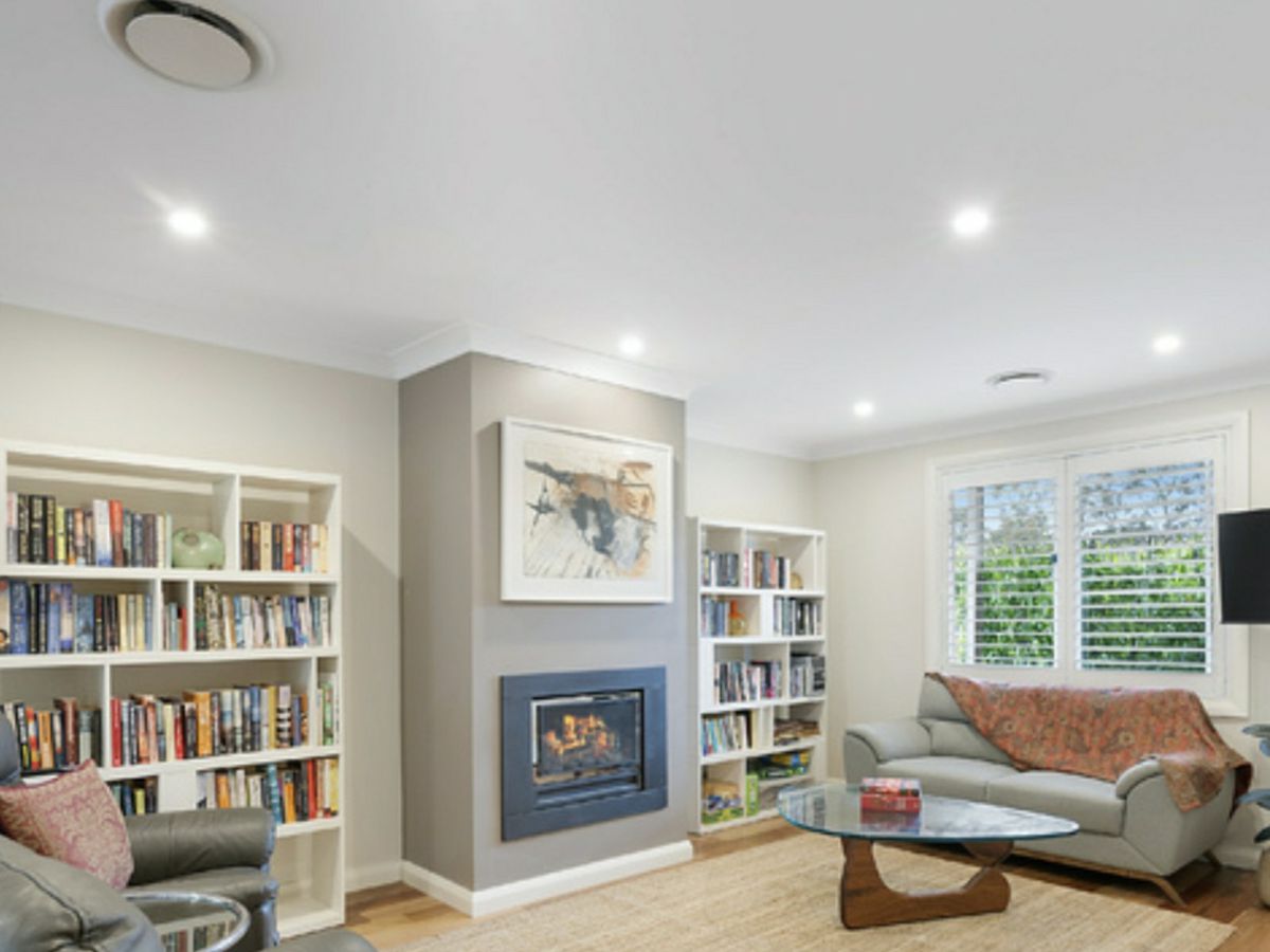 8 Hill Street, Wentworth Falls - image 2