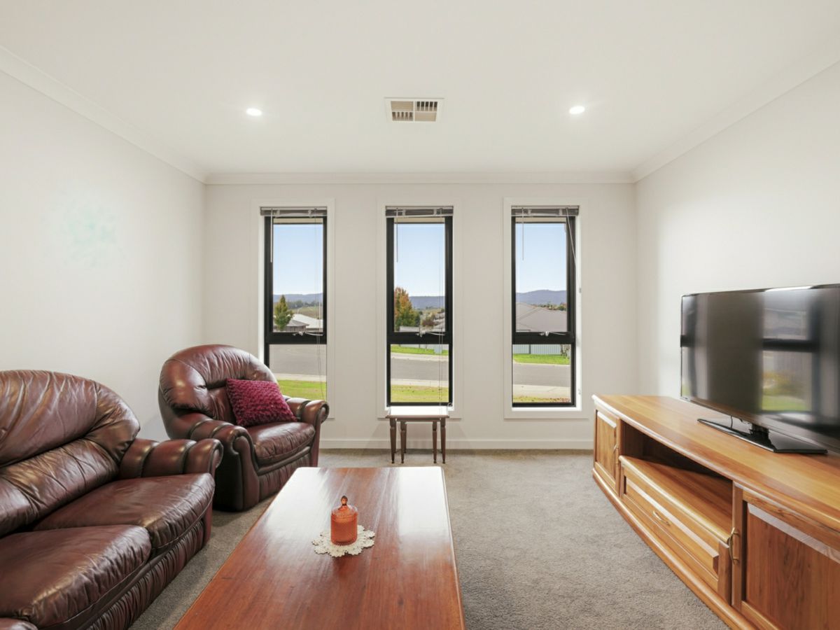 9 Brigalow Street, Legana - image 2