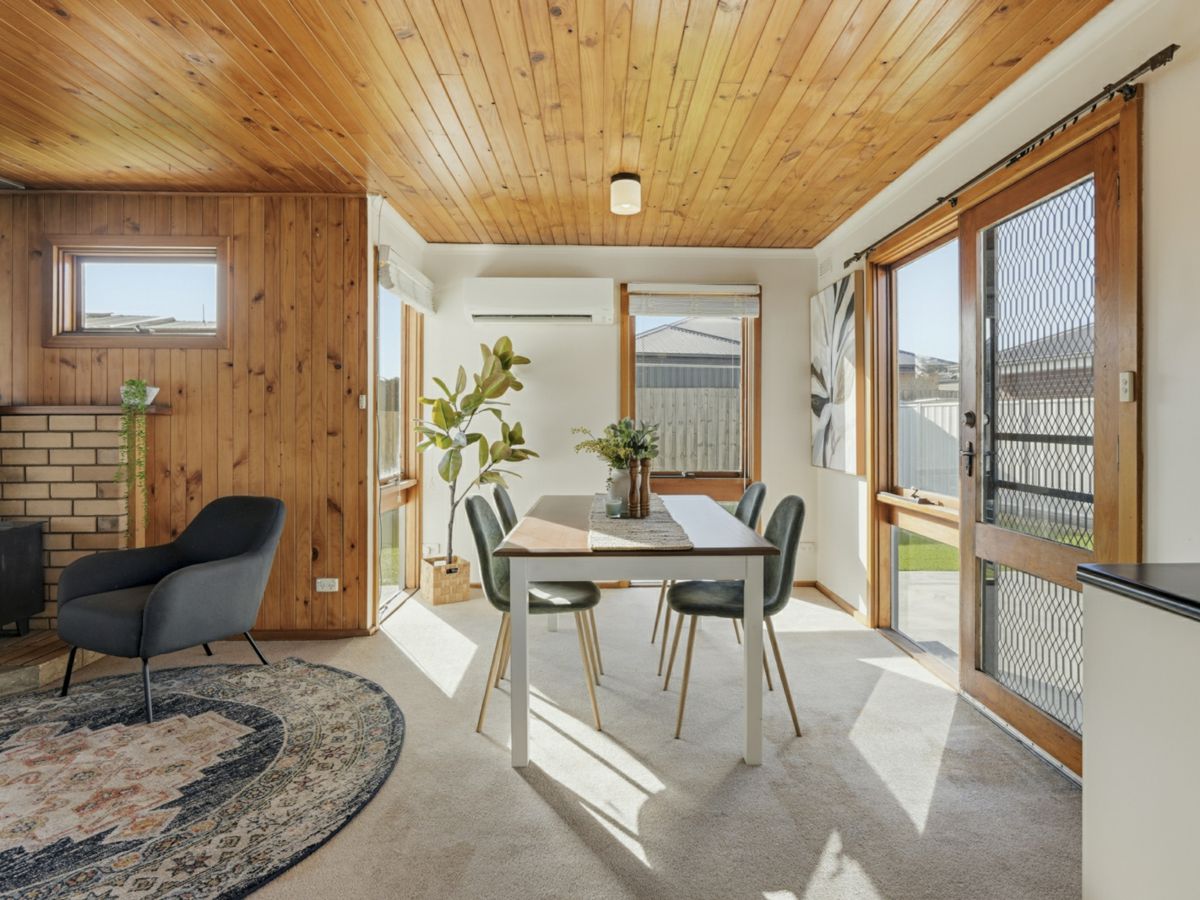 1A/33 Youl Road, Perth - image 1