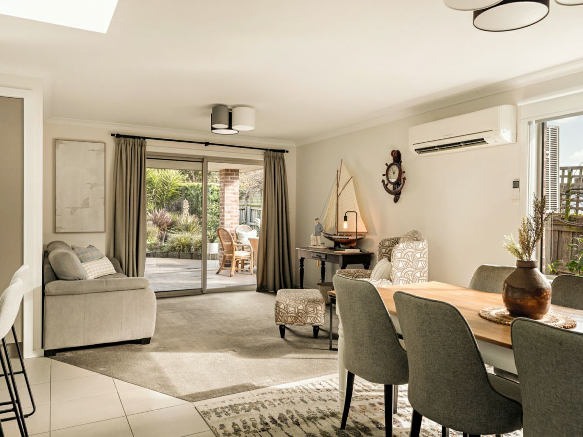 14 Riverdale Grove, Newstead - image 2