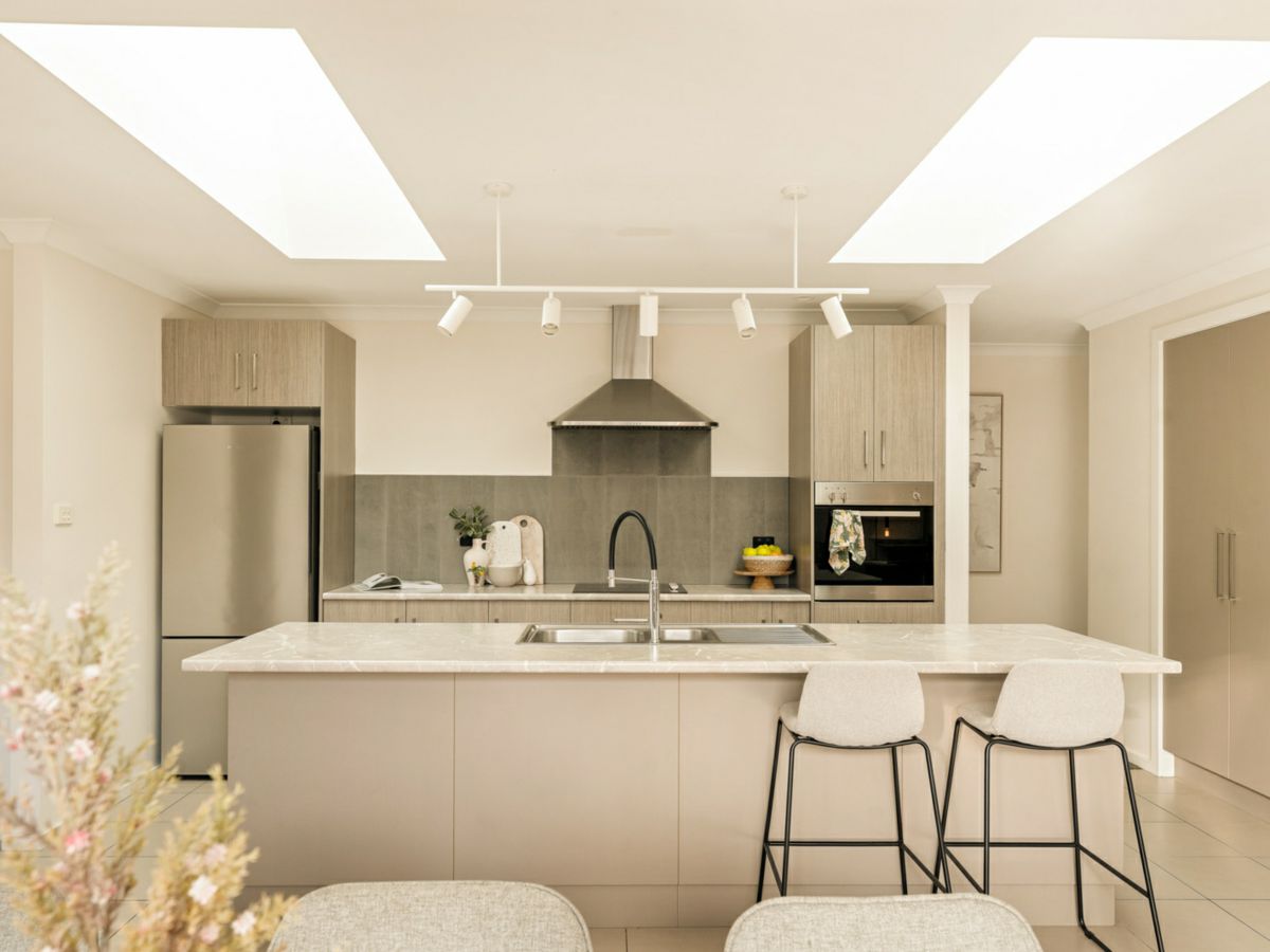 14 Riverdale Grove, Newstead - image 3