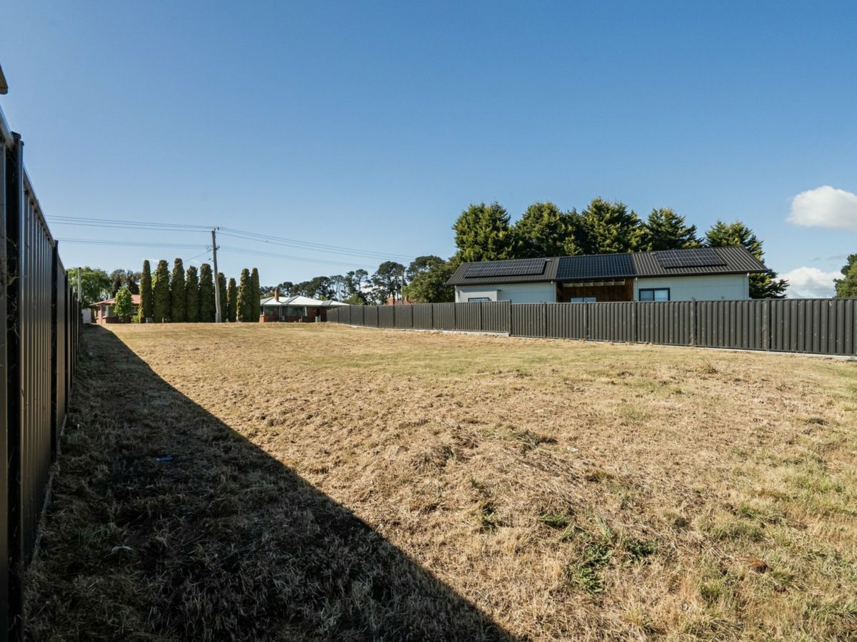 14 Norfolk Street, Perth - image 2