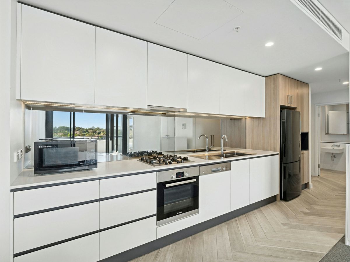 606/7 Rutledge Street, Eastwood - image 3