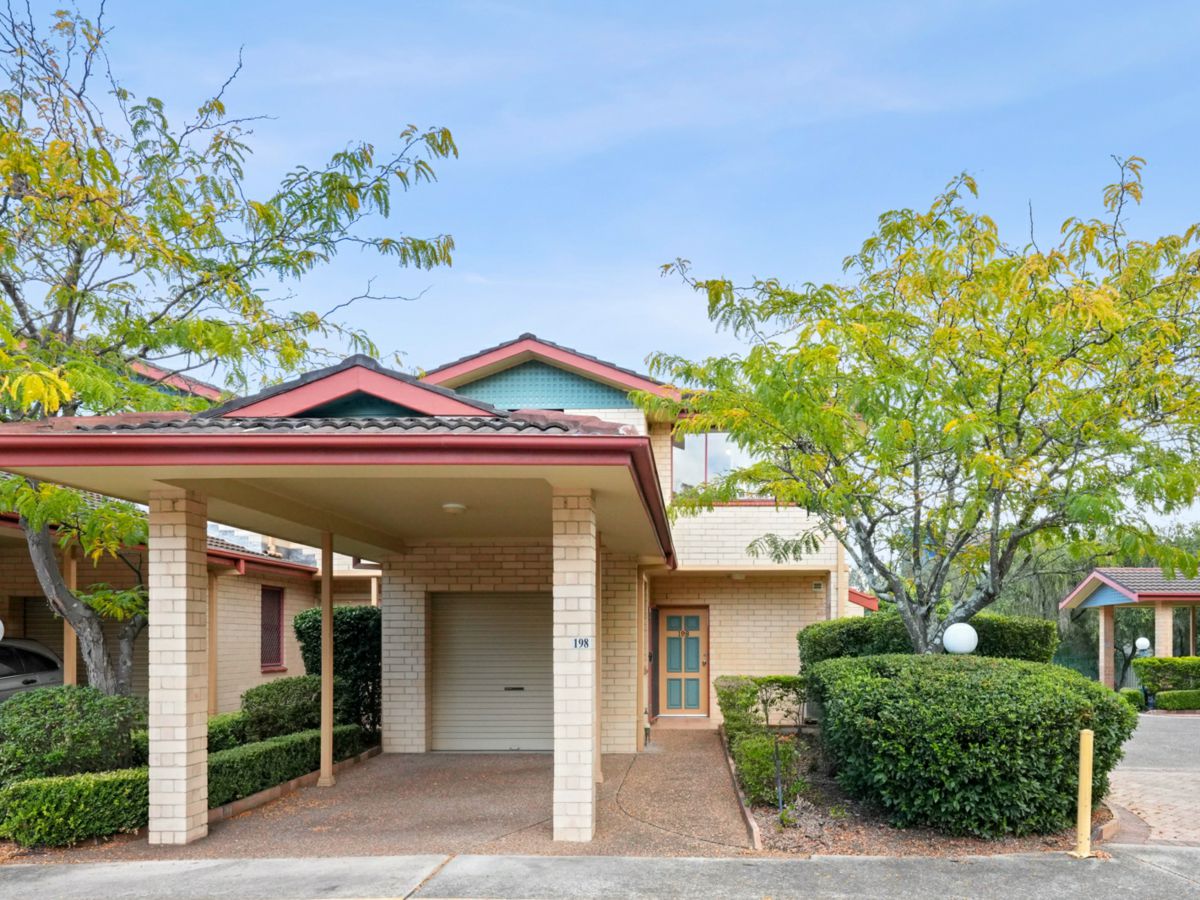 198/1 Fontenoy Road, Macquarie Park - image 1