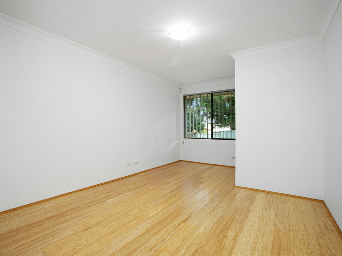 4/69 Terry Road, Eastwood - image 2
