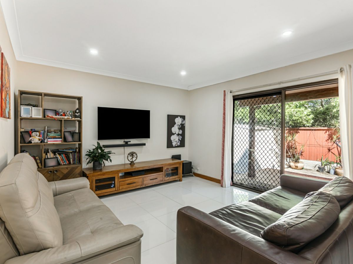 9/158 Culloden Road, Marsfield - image 1