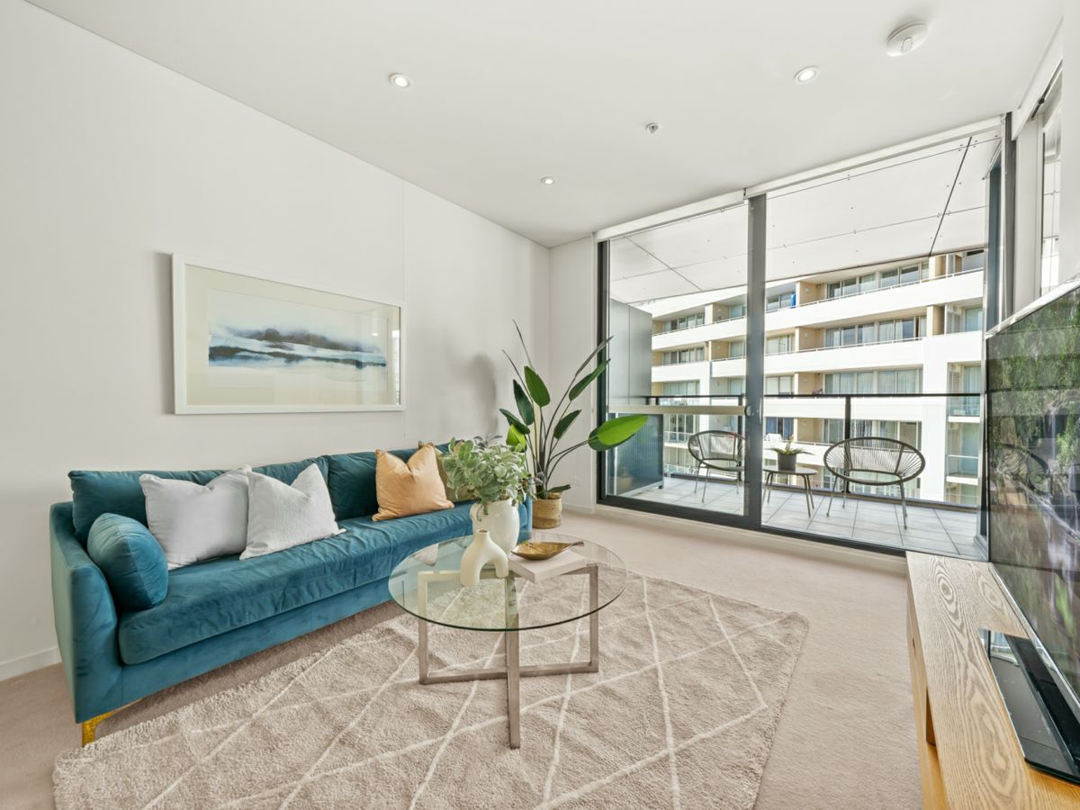 913/4 Devlin Street, Ryde - image 1