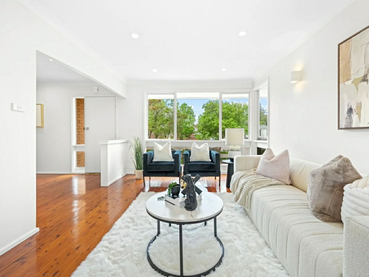 4 Engel Avenue, Marsfield - image 2