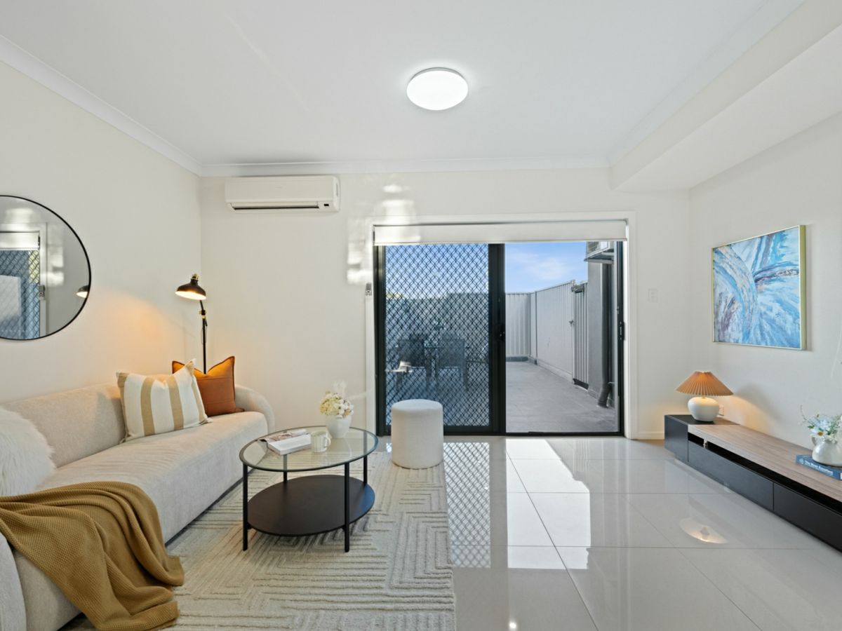 8/30 Marshall Road, Telopea - image 2