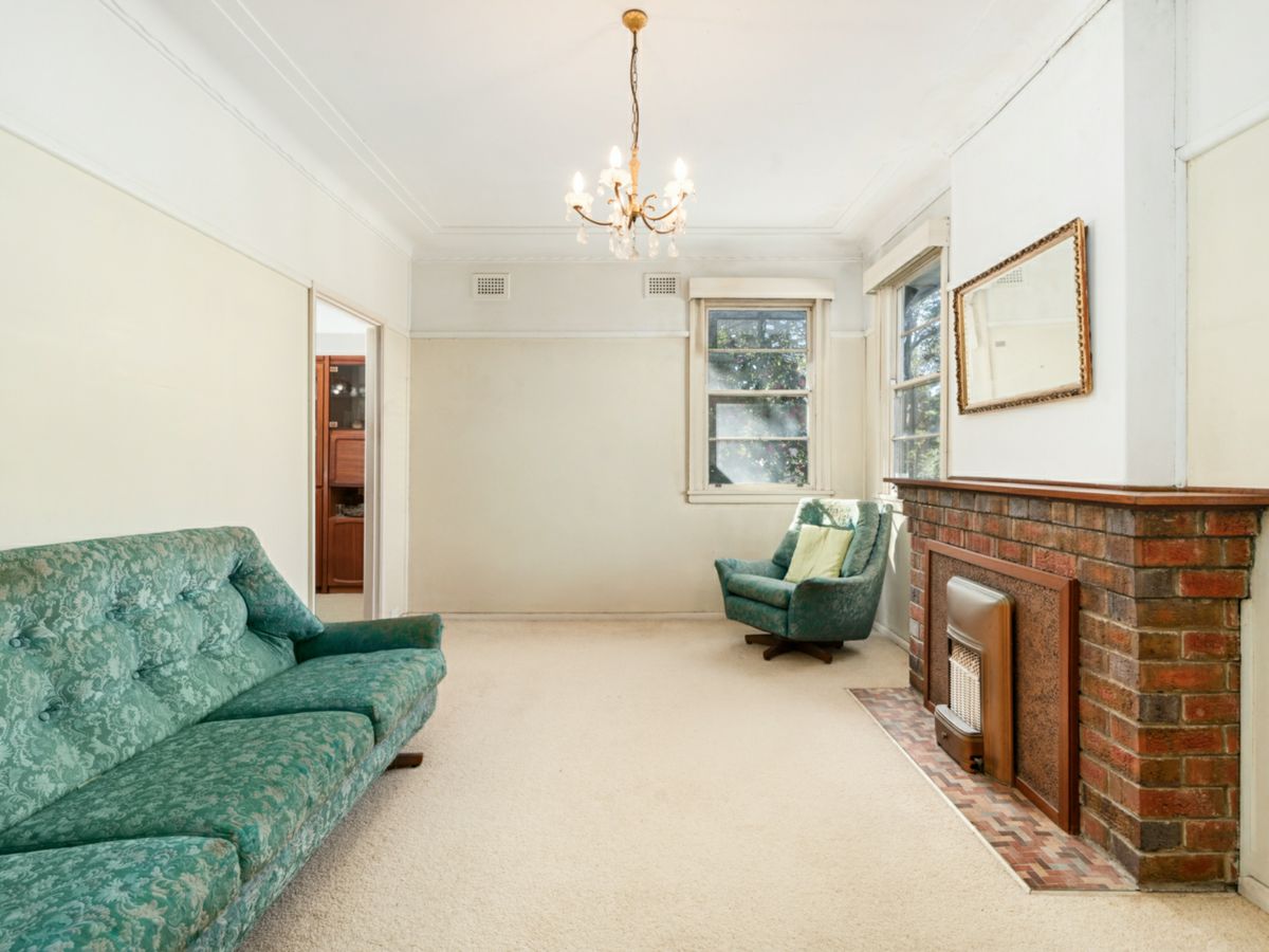 2 Hillcrest Avenue, Epping - image 3