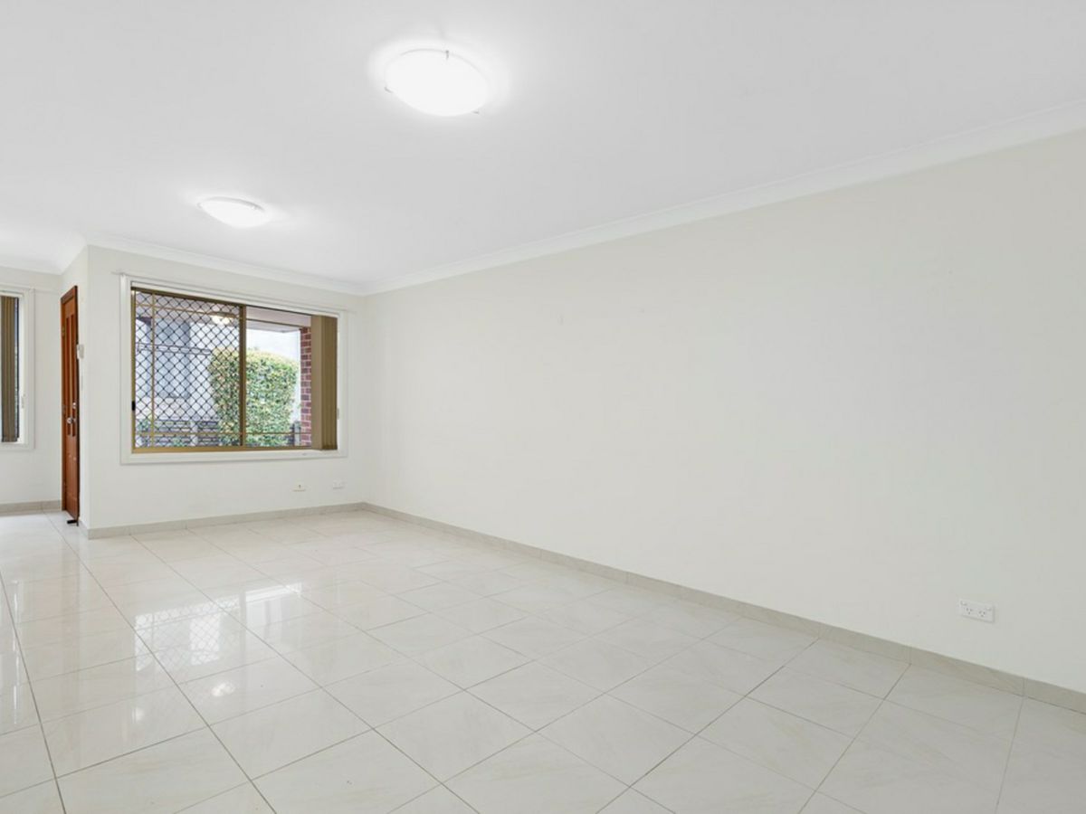 4/501 Blaxland Road, Denistone East - image 2