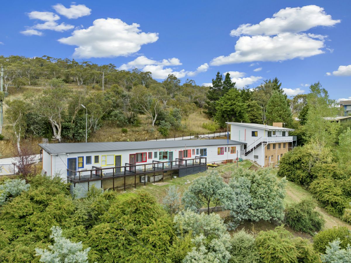 1 Jerrara Drive, East Jindabyne - image 1
