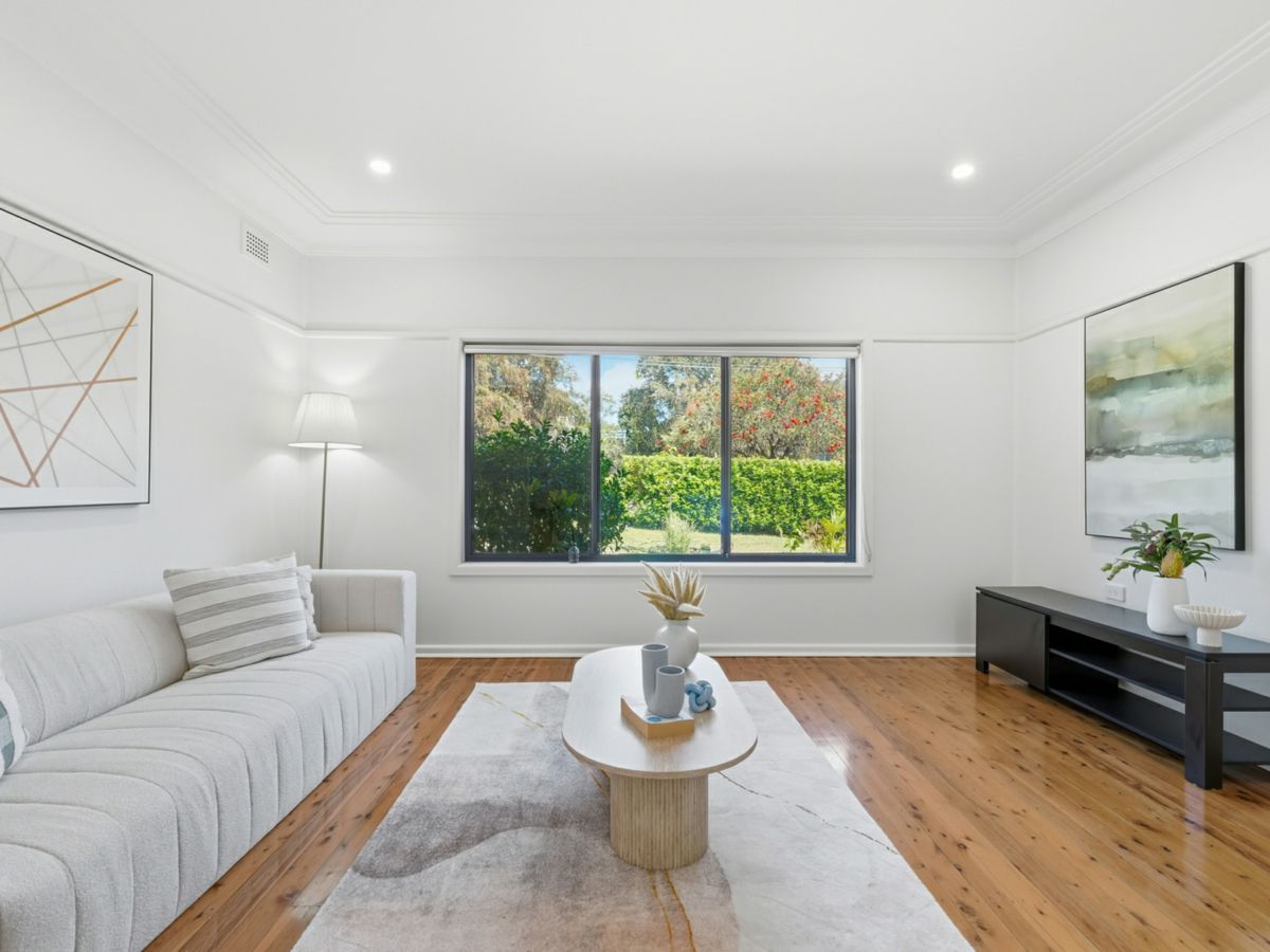 22 Valley Road, Eastwood - image 2