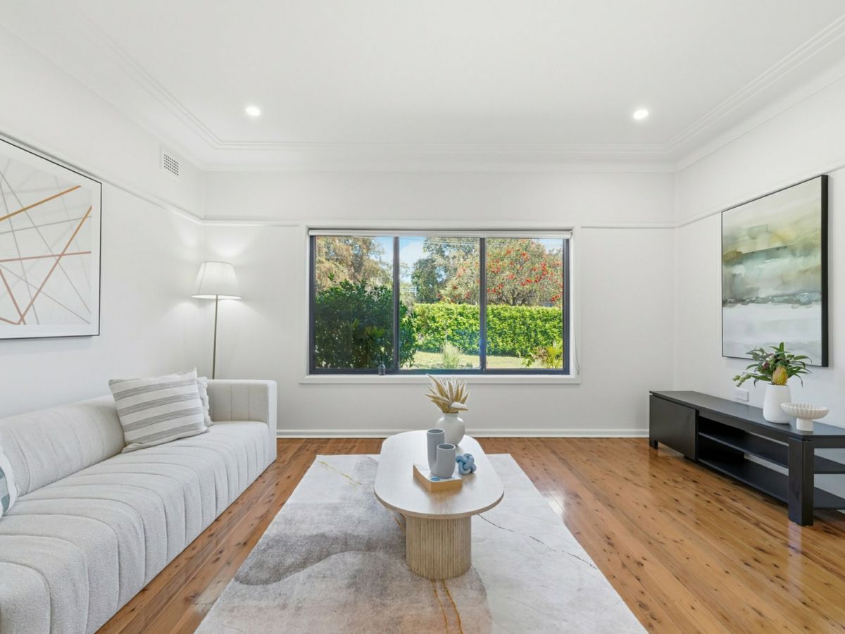 22 Valley Road, Eastwood - image 2