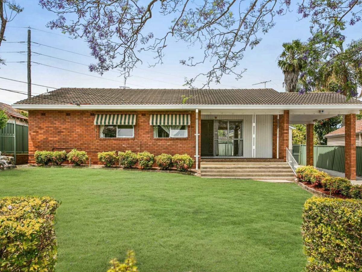 90 Adderton Road, Carlingford - image 1