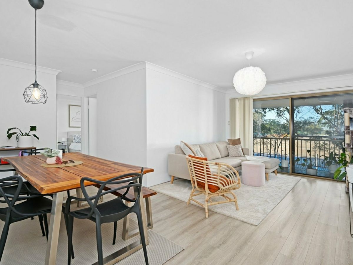 56/17 Busaco Road, Marsfield - image 1