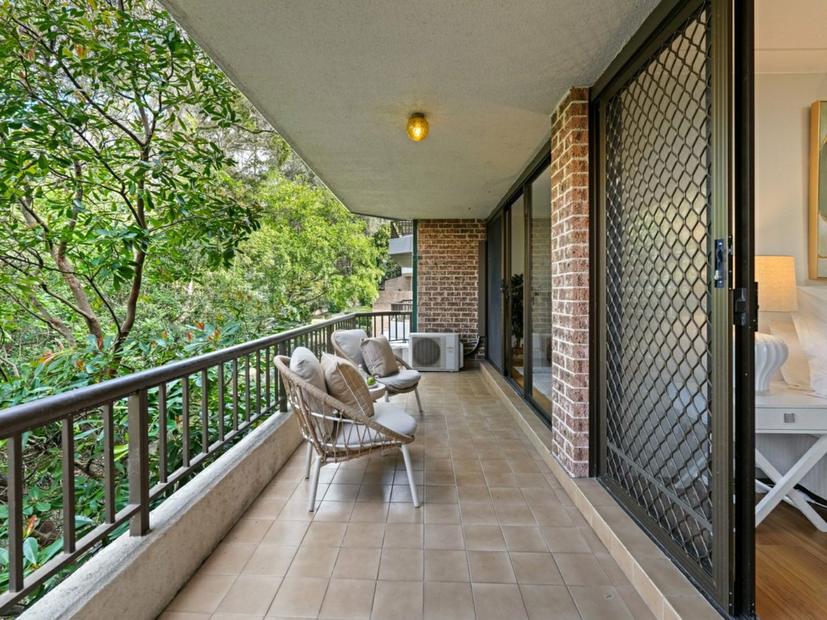15/13 Carlingford Road, Epping - image 1