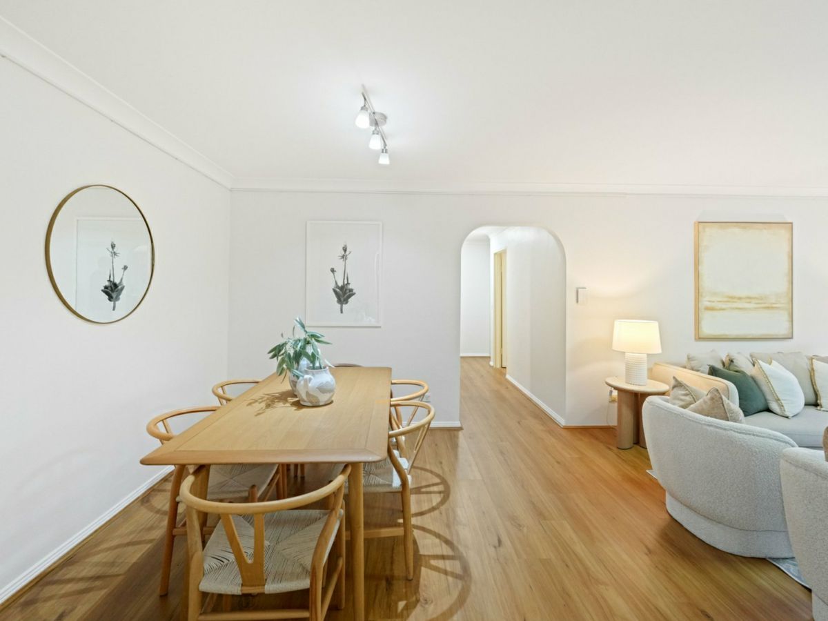 15/13 Carlingford Road, Epping - image 2