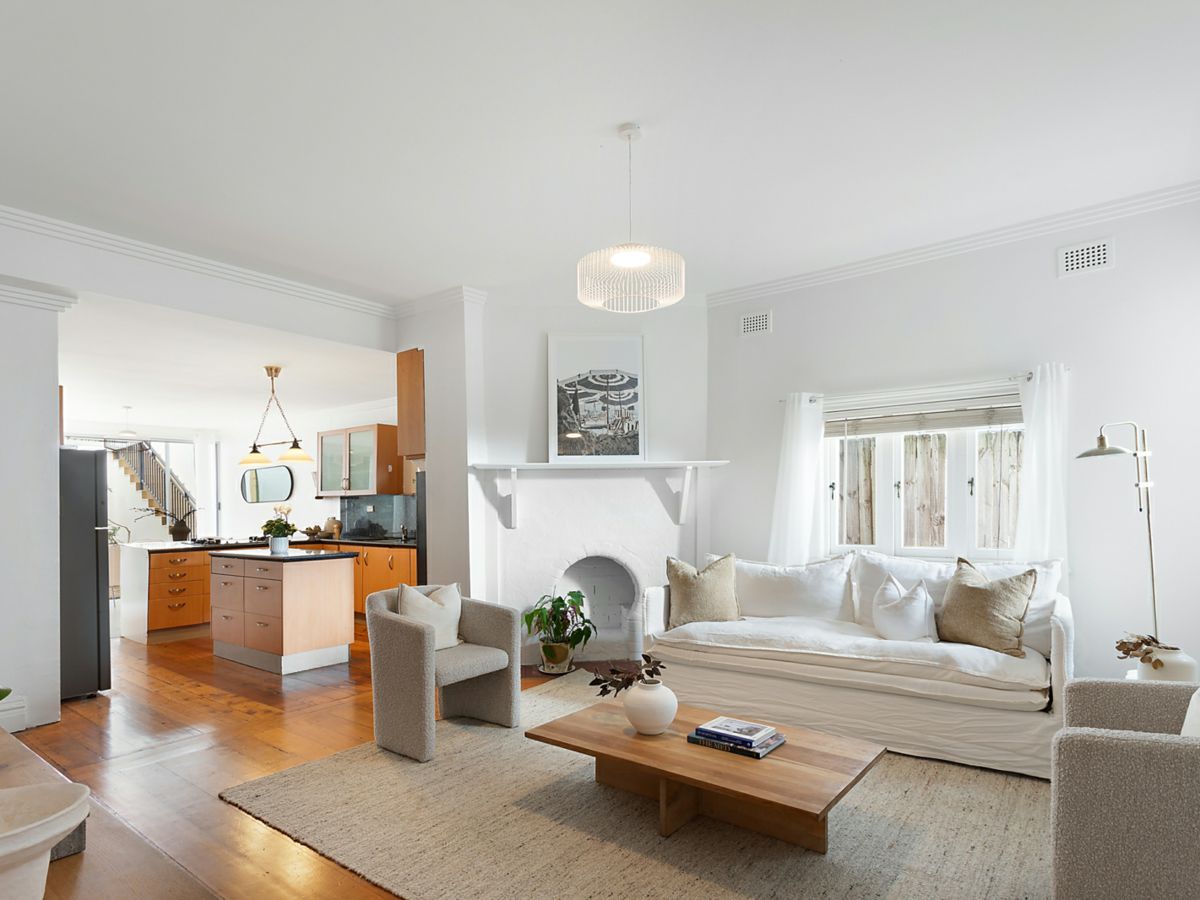 36 Sir Thomas Mitchell Road, Bondi Beach - image 2