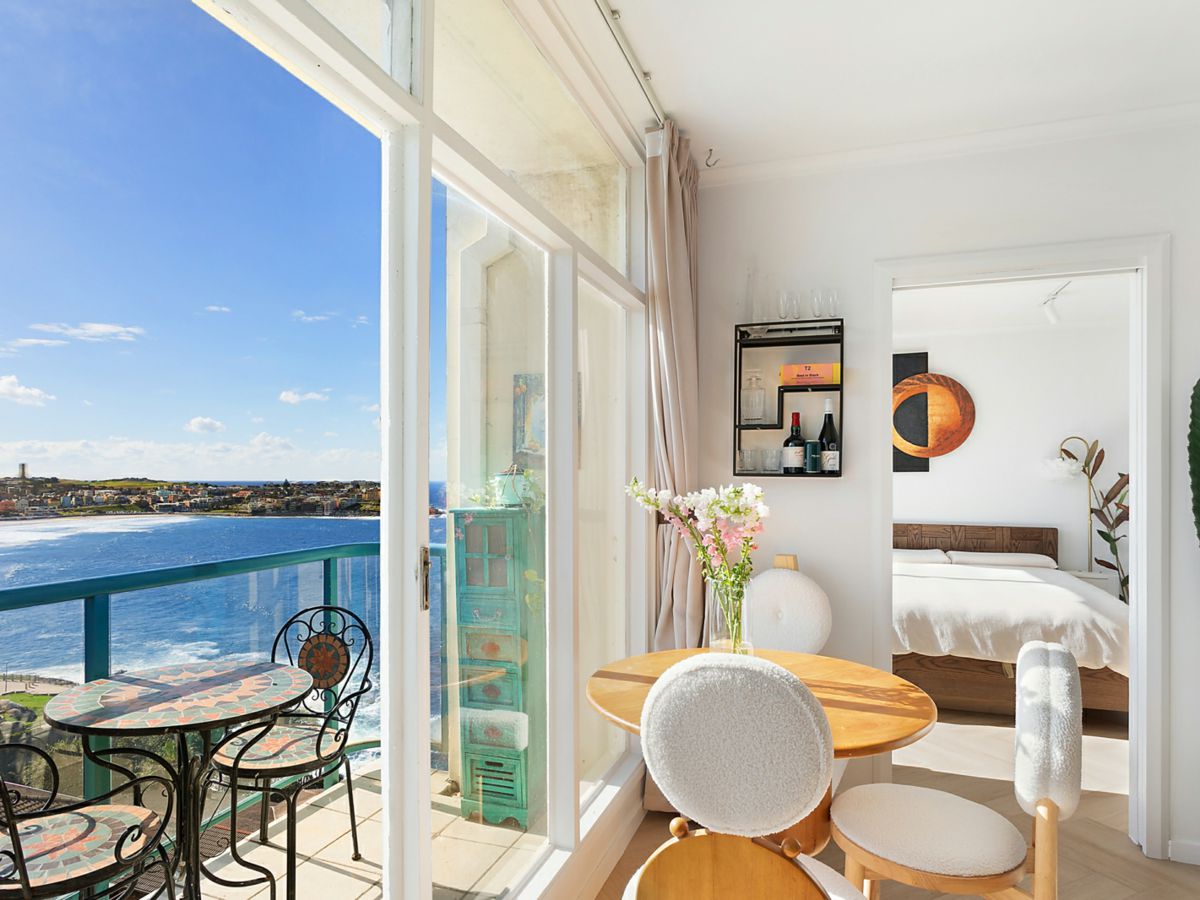 28/24 Sandridge Street, Bondi - image 2