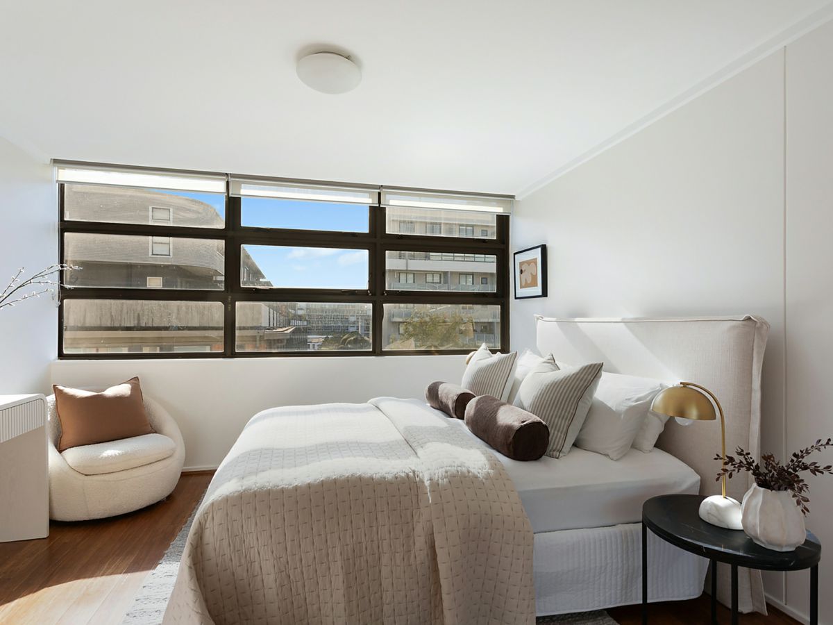 605N/4 Mandible Street, Alexandria - image 2