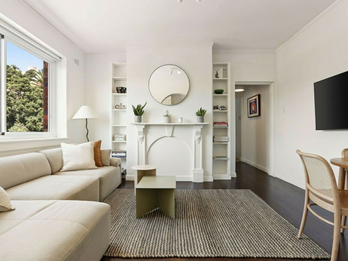 7/290 New South Head Road, Double Bay - image 2