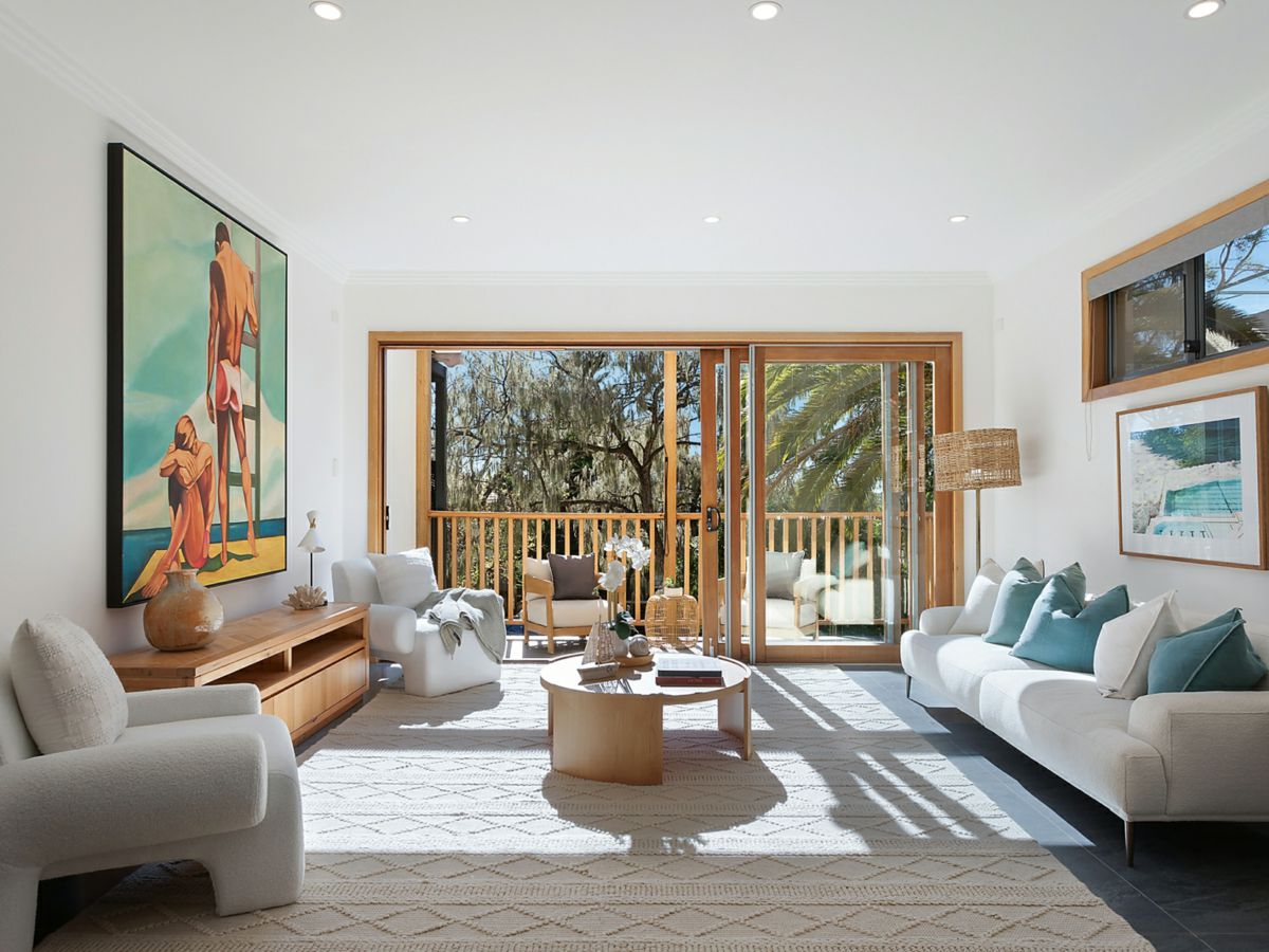 6 Miller Street, Bondi - image 1