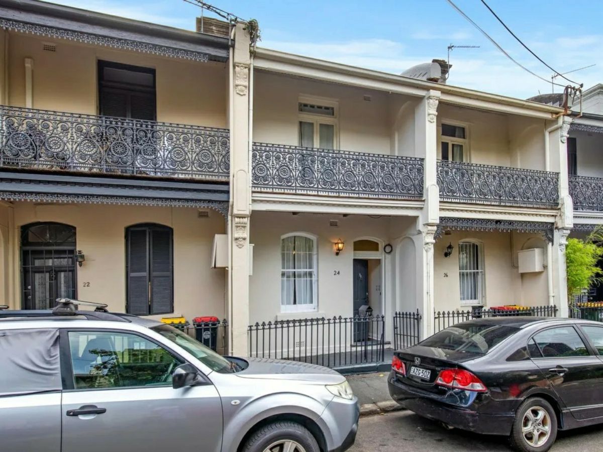 24 Comber Street, Paddington - image 1