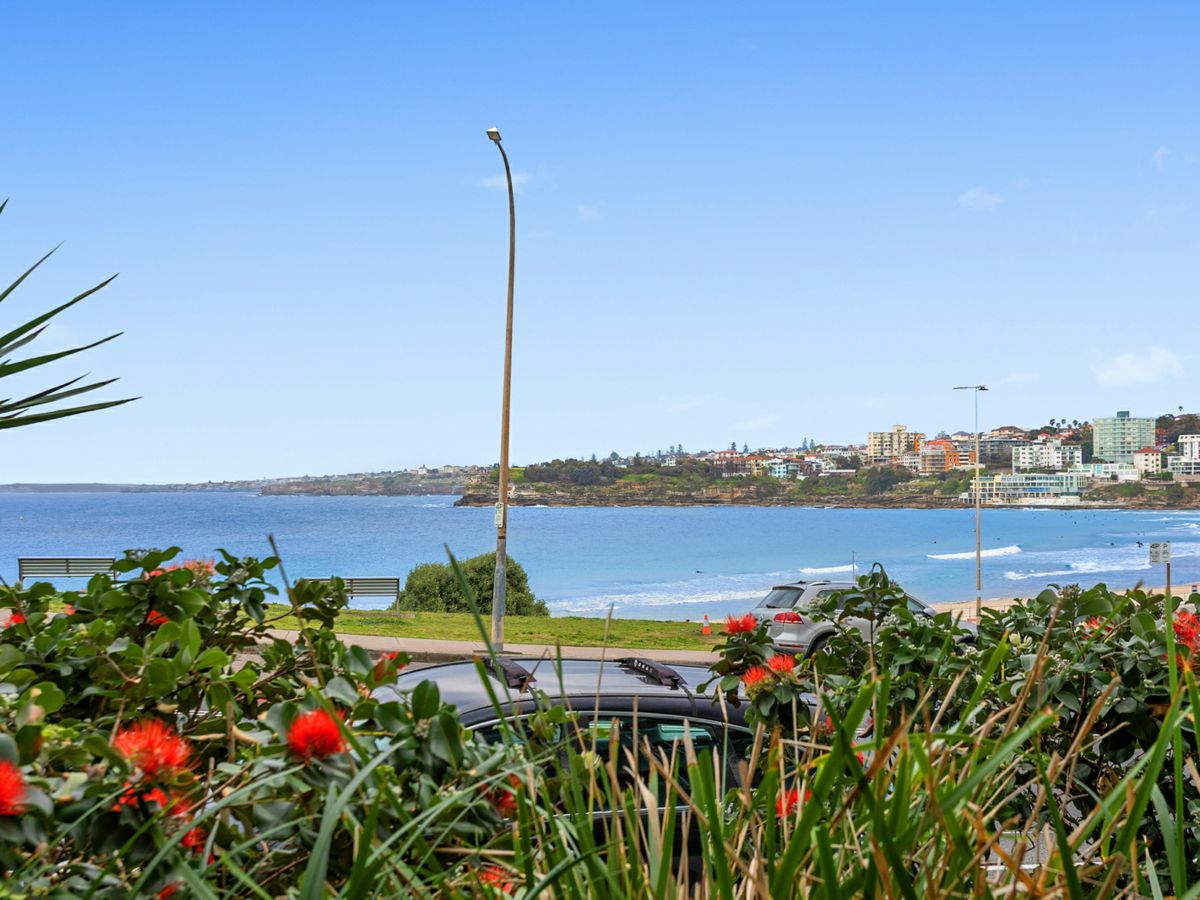1/276 Campbell Parade, Bondi Beach - image 3