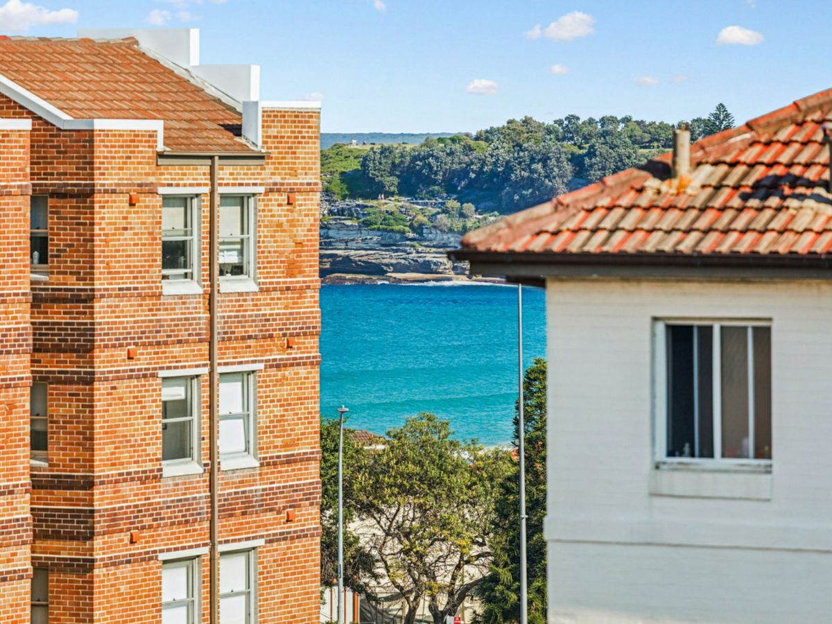 12/46 Ramsgate Avenue, Bondi Beach - image 2