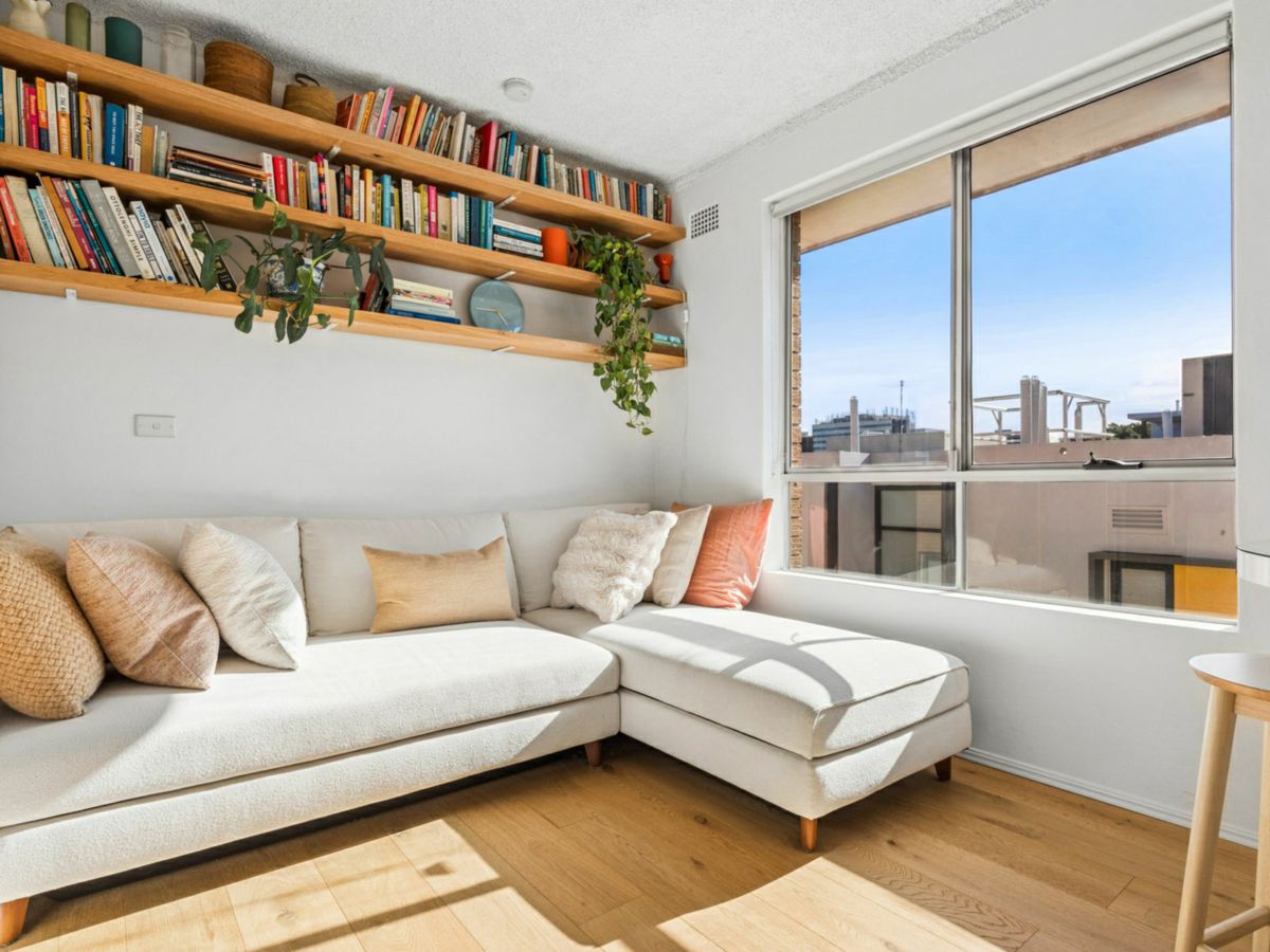 11/9 Forsyth Street, Kingsford - image 1