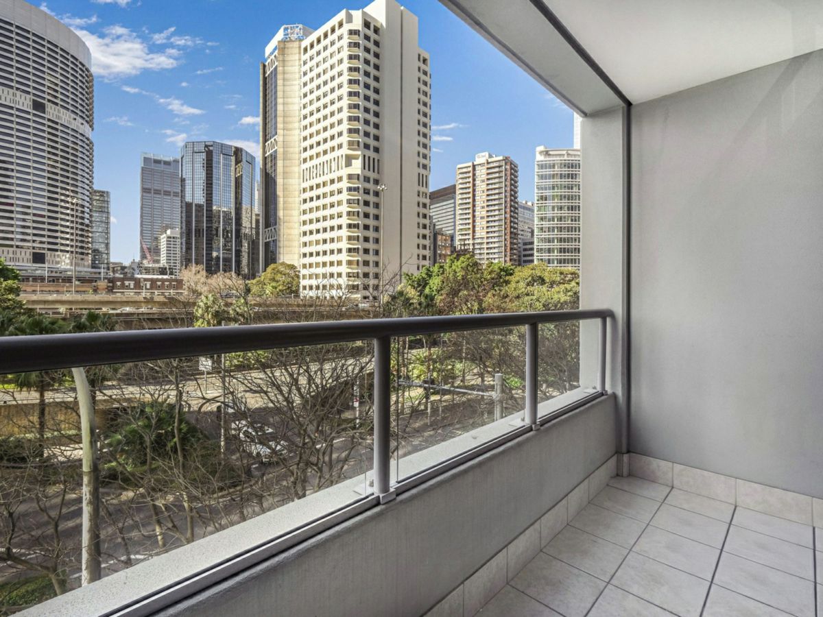 310/187 Kent Street, Sydney - image 2