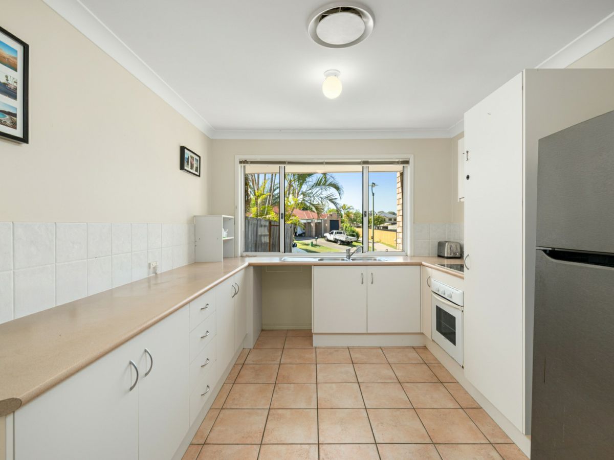 4 Celeste Court, Wynnum West - image 3