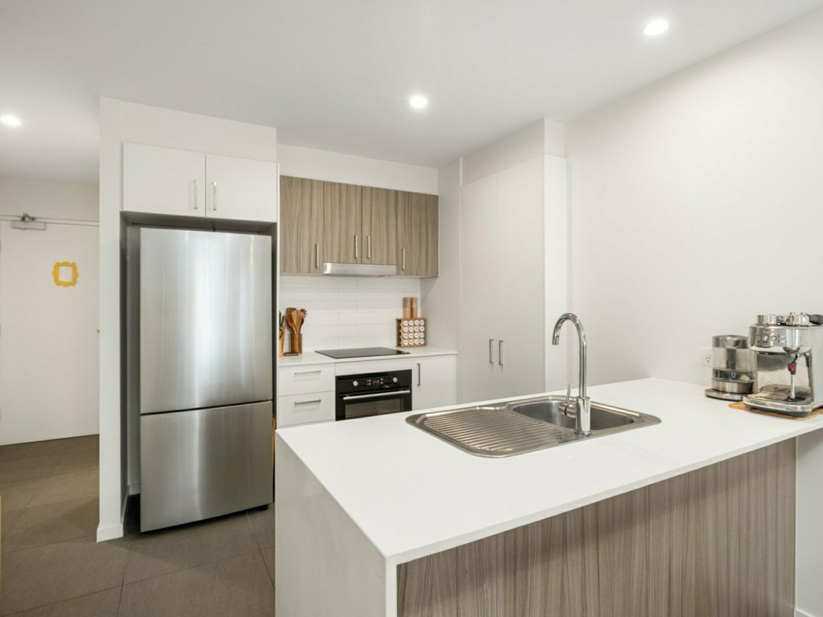 16/15 Besham Parade, Wynnum - image 3