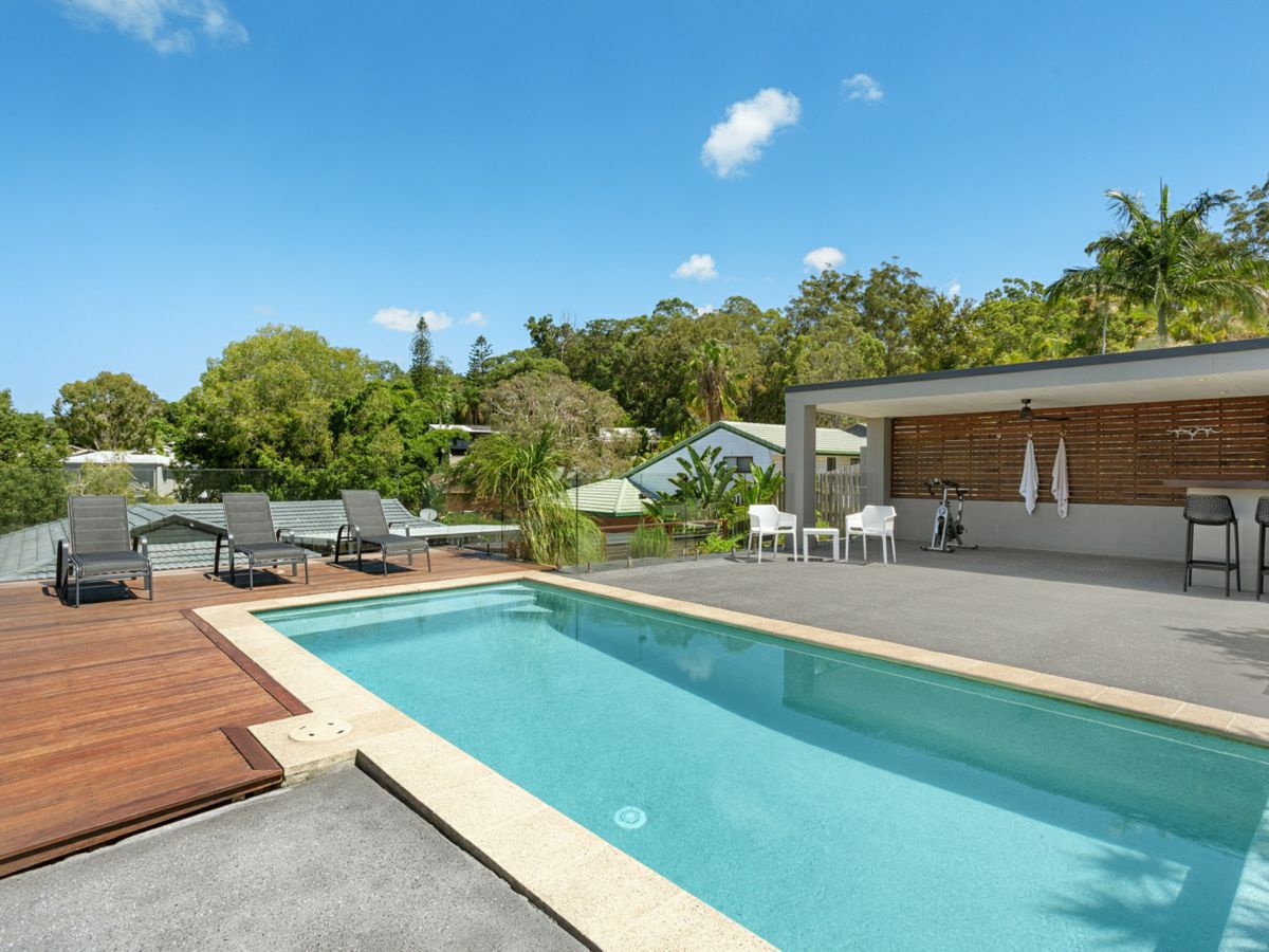 9 Billabong Court, Currumbin Waters - image 3