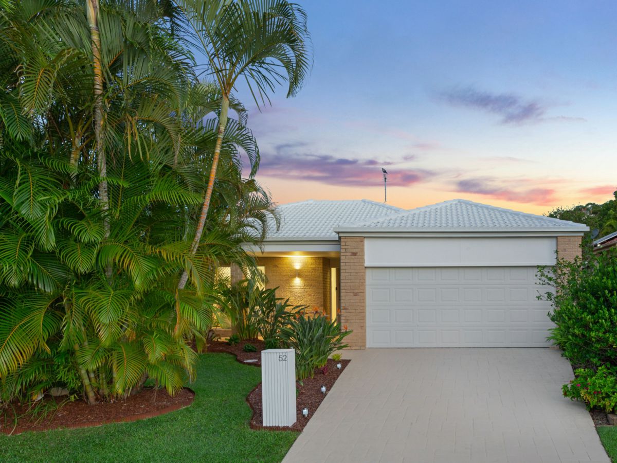 52 Silver Glade Drive, Elanora - image 1