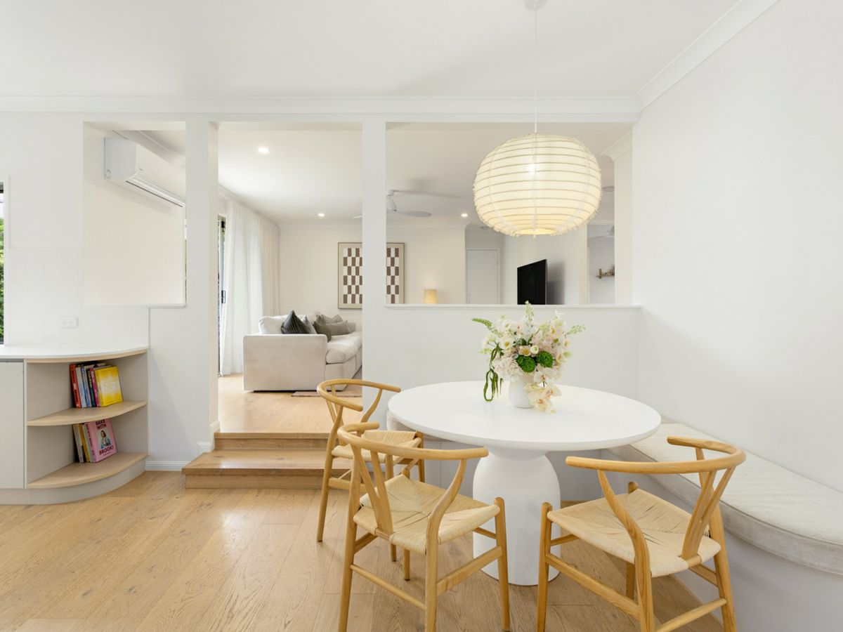 52 Silver Glade Drive, Elanora - image 3