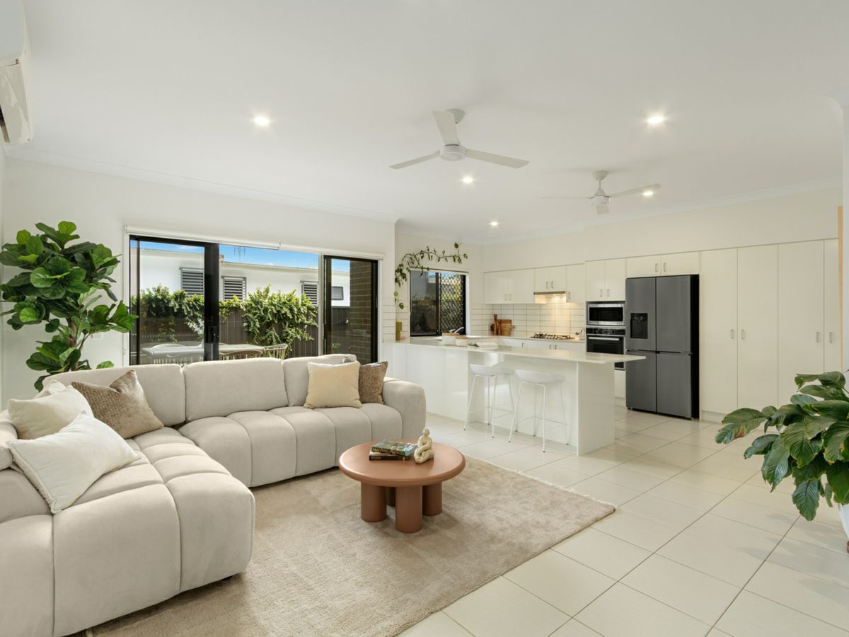16/9 Border Drive North, Currumbin Waters - image 2