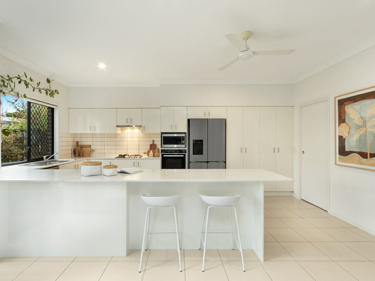 16/9 Border Drive North, Currumbin Waters - image 3