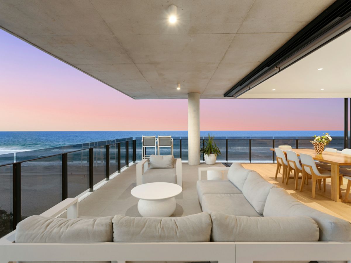 8/77 Jefferson Lane, Palm Beach - image 2