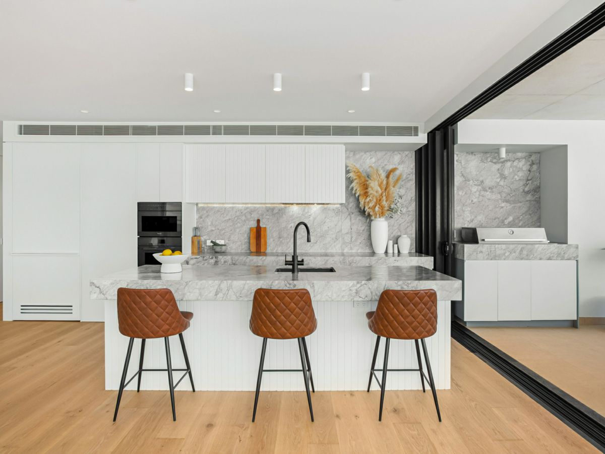 8/77 Jefferson Lane, Palm Beach - image 3