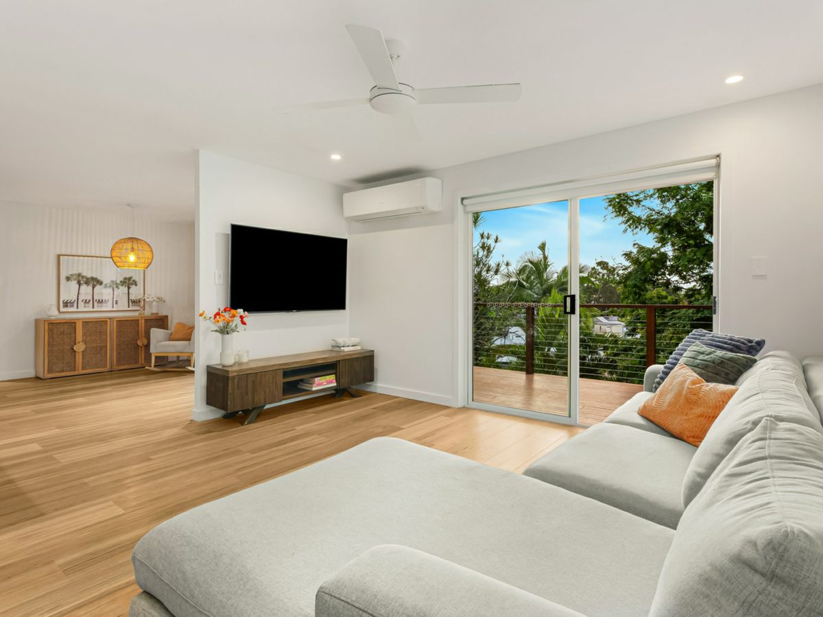 11 Rossmoyne Close, Elanora - image 2