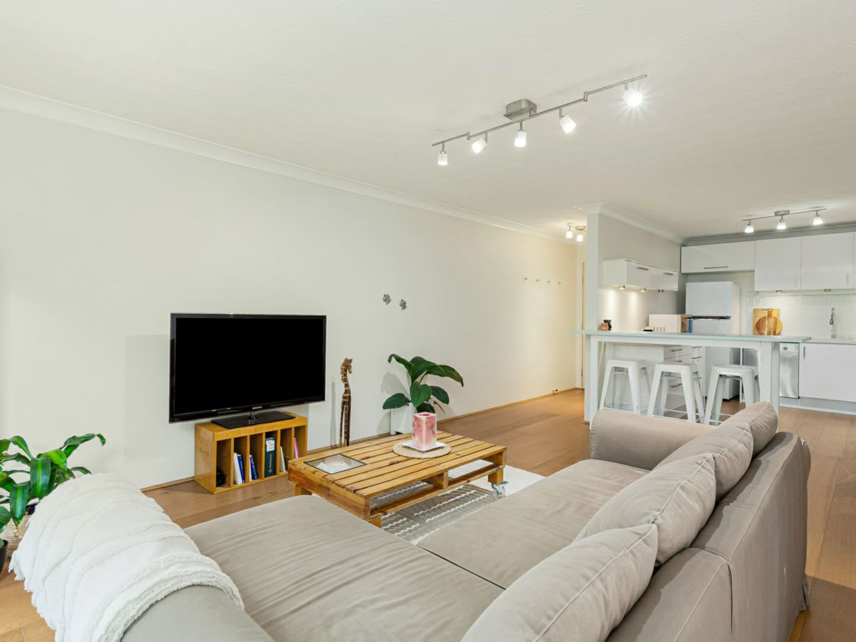 5/11 Nalla Court, Palm Beach - image 3